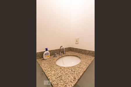 Apartamento para alugar com 69m², 2 quartos e 1 vagaBanheiro 2