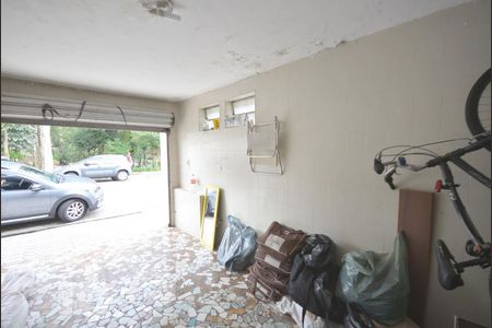 Casa à venda com 200m², 2 quartos e 1 vaga Casa à venda com 200m², 2 quartos e 1 vagaGaragem