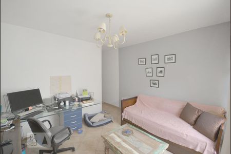 Casa à venda com 200m², 2 quartos e 1 vaga Casa à venda com 200m², 2 quartos e 1 vagaSala Edicola