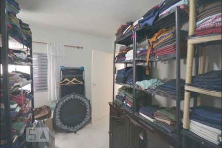 Casa à venda com 200m², 2 quartos e 1 vaga Casa à venda com 200m², 2 quartos e 1 vagaQuarto 1 Edicola