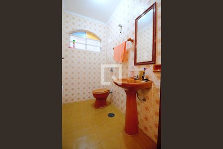 Casa à venda com 200m², 5 quartos e 2 vagasLavabo