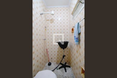 Casa à venda com 200m², 5 quartos e 2 vagasBanheiro de serviço