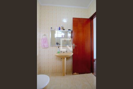 Casa à venda com 200m², 5 quartos e 2 vagasBanheiro da Suíte