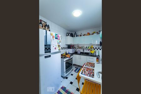 Apartamento à venda com 72m², 2 quartos e sem vaga Apartamento à venda com 72m², 2 quartos e sem vagaCozinha