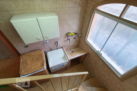 Casa à venda com 180m², 2 quartos e 2 vagas Casa à venda com 180m², 2 quartos e 2 vagasLavanderia