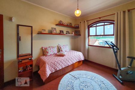 Casa à venda com 180m², 2 quartos e 2 vagas Casa à venda com 180m², 2 quartos e 2 vagasQuarto 2