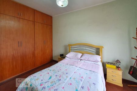 Casa à venda com 180m², 2 quartos e 2 vagas Casa à venda com 180m², 2 quartos e 2 vagasQuarto 1