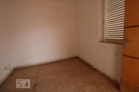 Casa à venda com 280m², 4 quartos e 4 vagasQuarto de Serviço 2