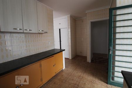 Casa à venda com 280m², 4 quartos e 4 vagasCozinha