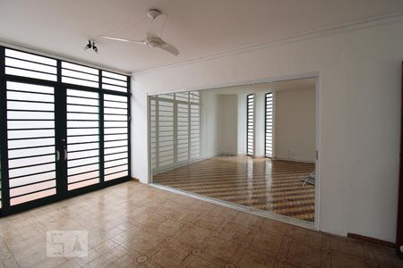 Casa à venda com 280m², 4 quartos e 4 vagasSala de Jantar