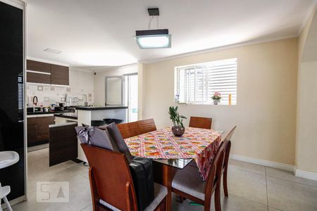 Casa à venda com 280m², 3 quartos e 4 vagas Casa à venda com 280m², 3 quartos e 4 vagasSala de jantar