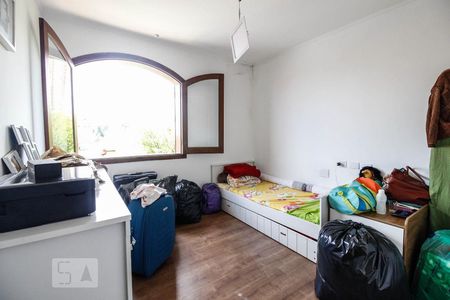 Casa à venda com 280m², 3 quartos e 4 vagas Casa à venda com 280m², 3 quartos e 4 vagasQuarto 2