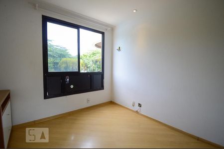 Apartamento à venda com 145m², 4 quartos e 2 vagas Apartamento à venda com 145m², 4 quartos e 2 vagasQuarto 2