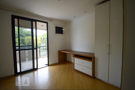 Apartamento à venda com 145m², 4 quartos e 2 vagas Apartamento à venda com 145m², 4 quartos e 2 vagasQuarto 1