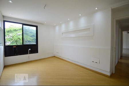 Apartamento à venda com 145m², 4 quartos e 2 vagas Apartamento à venda com 145m², 4 quartos e 2 vagasSuíte