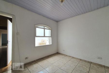 Quarto 2 de casa para alugar com 2 quartos, 100m² em Vila Dom Pedro I, São Paulo