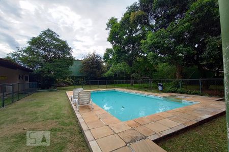 Casa de condomínio à venda com 301m², 4 quartos e 4 vagasÁrea comum - Piscina