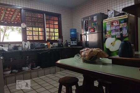 Casa de condomínio à venda com 301m², 4 quartos e 4 vagasCozinha 