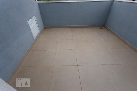 Casa de condomínio à venda com 345m², 3 quartos e 3 vagas Casa de condomínio à venda com 345m², 3 quartos e 3 vagasVaranda da Suíte 2