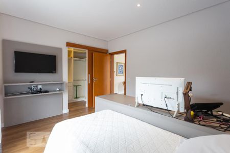 Casa de condomínio à venda com 345m², 3 quartos e 3 vagas Casa de condomínio à venda com 345m², 3 quartos e 3 vagasSuíte 1