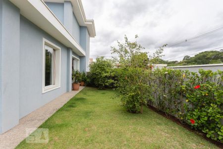 Casa de condomínio à venda com 345m², 3 quartos e 3 vagas Casa de condomínio à venda com 345m², 3 quartos e 3 vagasJardim