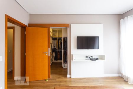 Casa de condomínio à venda com 345m², 3 quartos e 3 vagas Casa de condomínio à venda com 345m², 3 quartos e 3 vagasSuíte 3