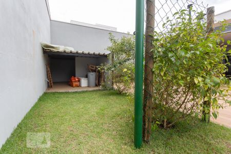 Casa de condomínio à venda com 345m², 3 quartos e 3 vagas Casa de condomínio à venda com 345m², 3 quartos e 3 vagasCanil