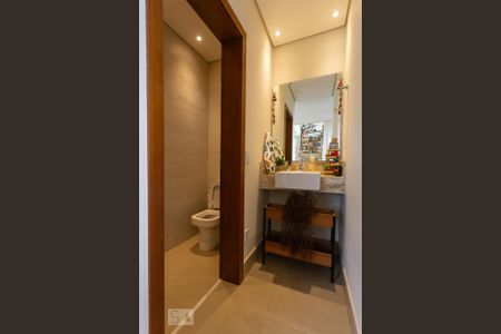 Casa de condomínio à venda com 345m², 3 quartos e 3 vagas Casa de condomínio à venda com 345m², 3 quartos e 3 vagasLavabo