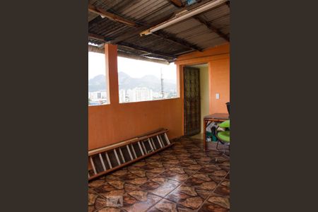 Casa à venda com 120m², 4 quartos e 2 vagasTerraço 