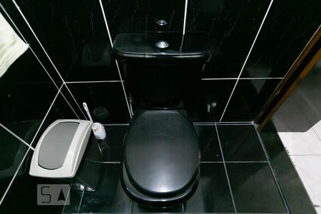 Apartamento à venda com 58m², 2 quartos e 1 vagaDetalhe banheiro