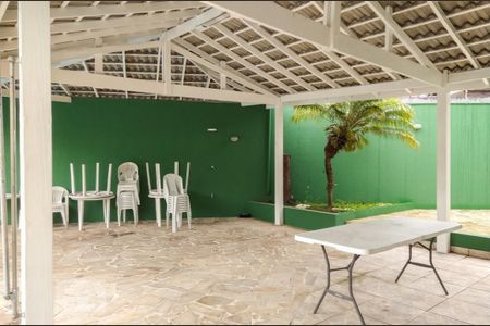 Casa de condomínio à venda com 250m², 3 quartos e 4 vagasÁrea comum