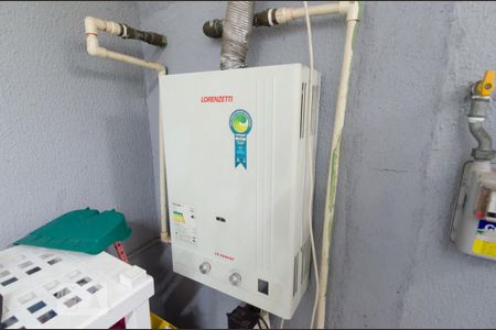 Casa de condomínio à venda com 250m², 3 quartos e 4 vagasÁrea de serviço