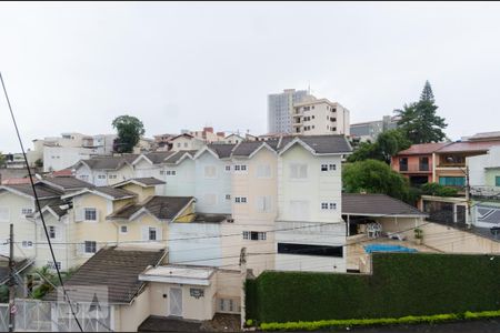 Casa de condomínio à venda com 250m², 3 quartos e 4 vagasVista