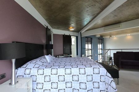 Apartamento à venda com 145m², 1 quarto e 2 vagas Apartamento à venda com 145m², 1 quarto e 2 vagasSuíte