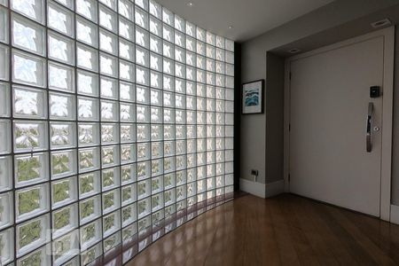 Apartamento à venda com 145m², 1 quarto e 2 vagas Apartamento à venda com 145m², 1 quarto e 2 vagasHall de Entrada