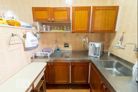 Apartamento à venda com 162m², 4 quartos e 1 vagaCozinha