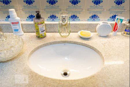 Apartamento à venda com 162m², 4 quartos e 1 vagaBanheiro 2