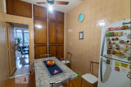 Apartamento à venda com 162m², 4 quartos e 1 vagaCopa