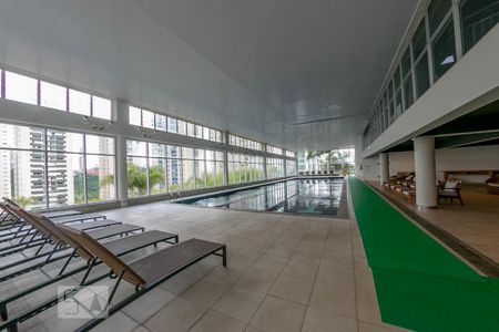 Apartamento à venda com 68m², 2 quartos e 2 vagasÁrea comum - Piscina