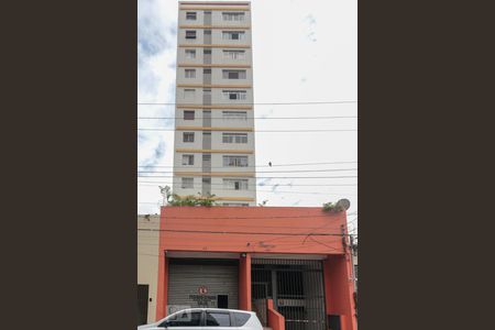 Apartamento à venda com 72m², 2 quartos e 1 vaga Apartamento à venda com 72m², 2 quartos e 1 vagaFachada