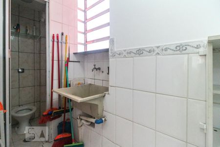 Apartamento à venda com 72m², 2 quartos e 1 vaga Apartamento à venda com 72m², 2 quartos e 1 vagaÁrea de serviço