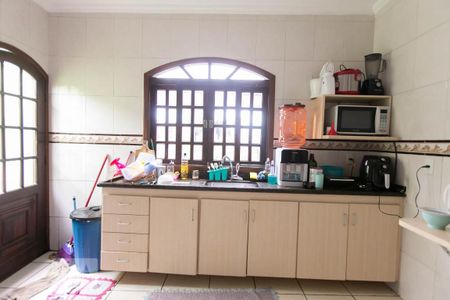 Casa à venda com 300m², 4 quartos e 9 vagasCozinha