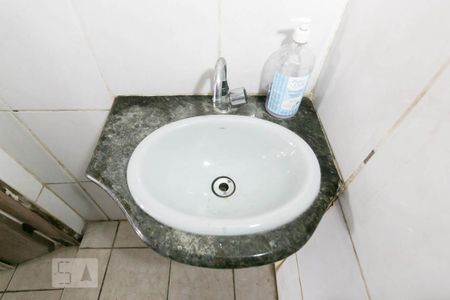 Casa à venda com 300m², 4 quartos e 9 vagasBanheiro 3 salão de festa