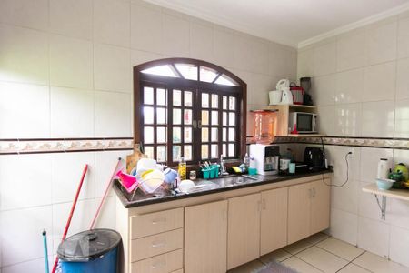 Casa à venda com 300m², 4 quartos e 9 vagasCozinha