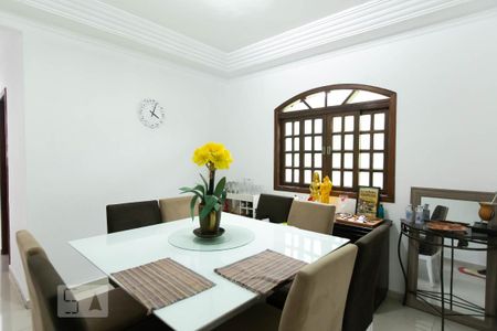 Casa à venda com 300m², 4 quartos e 9 vagasCopa