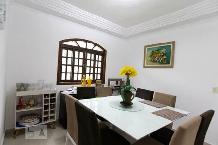 Casa à venda com 300m², 4 quartos e 9 vagasCopa