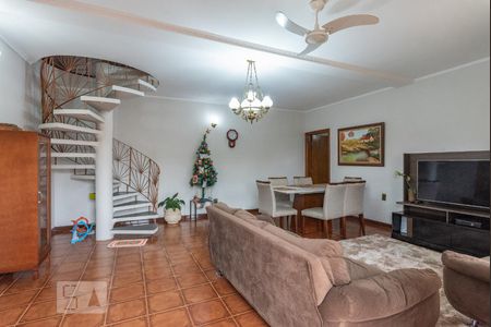 Sala de casa para alugar com 4 quartos, 200m² em Jardim Nova Europa, Campinas