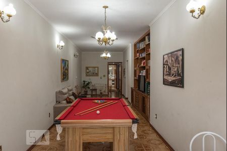 Sala de Jogos de casa para alugar com 4 quartos, 200m² em Jardim Nova Europa, Campinas