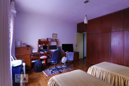 Casa à venda com 300m², 2 quartos e 1 vagaQuarto 1 - Armários