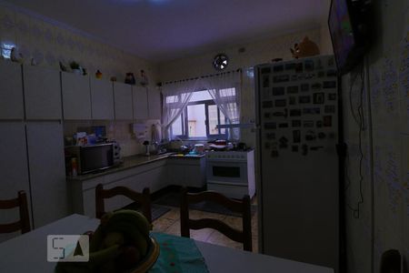 Casa à venda com 300m², 2 quartos e 1 vagaCozinha